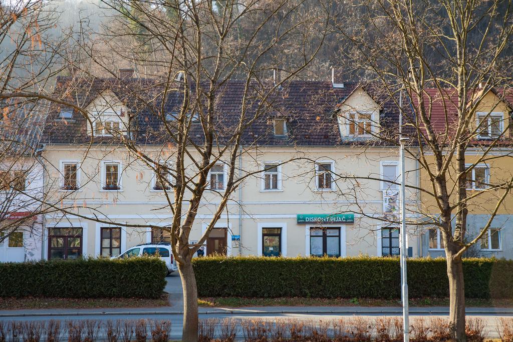 Apartments Artorius Lasko Laško Exterior foto