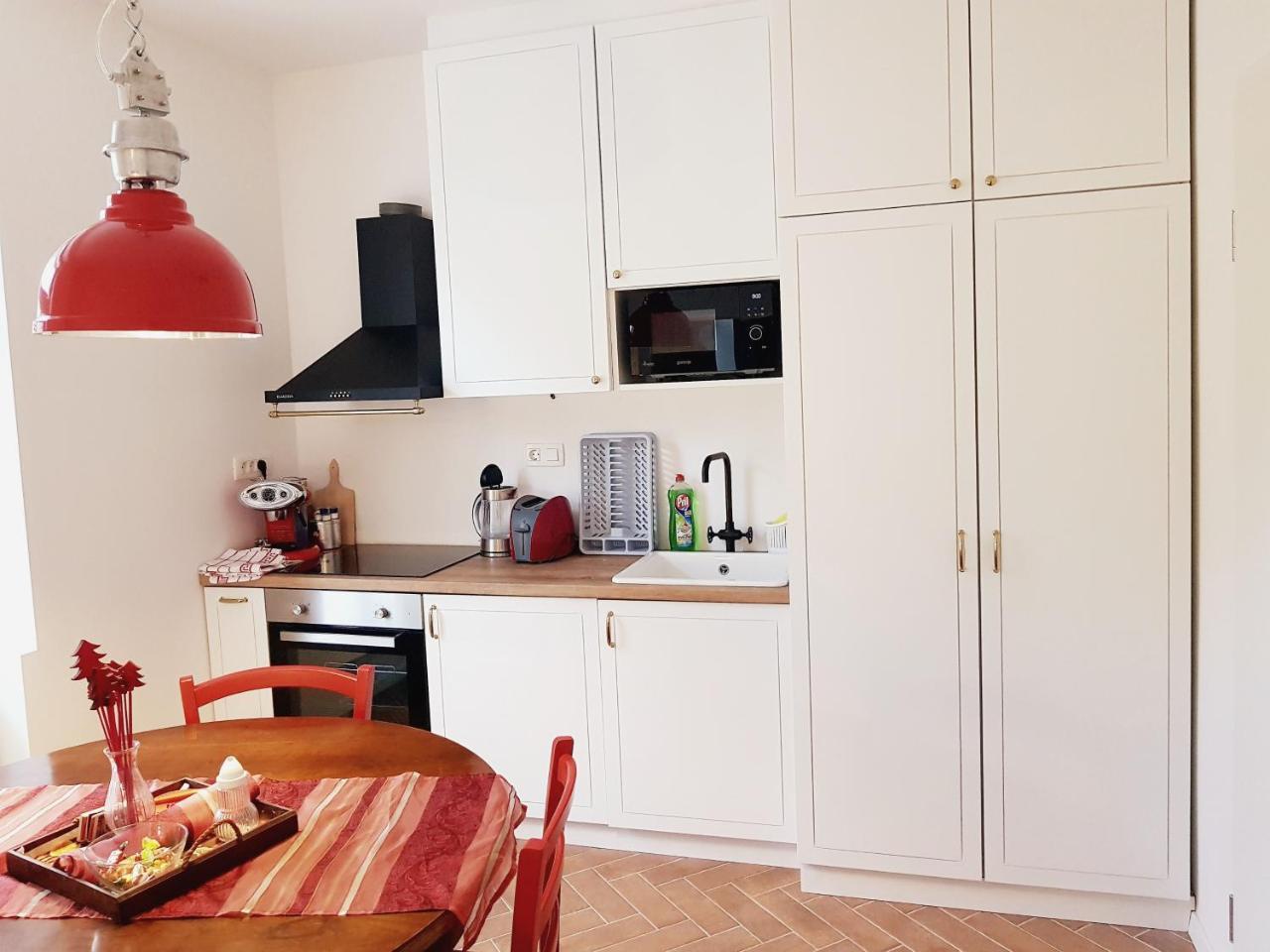 Apartments Artorius Lasko Laško Exterior foto